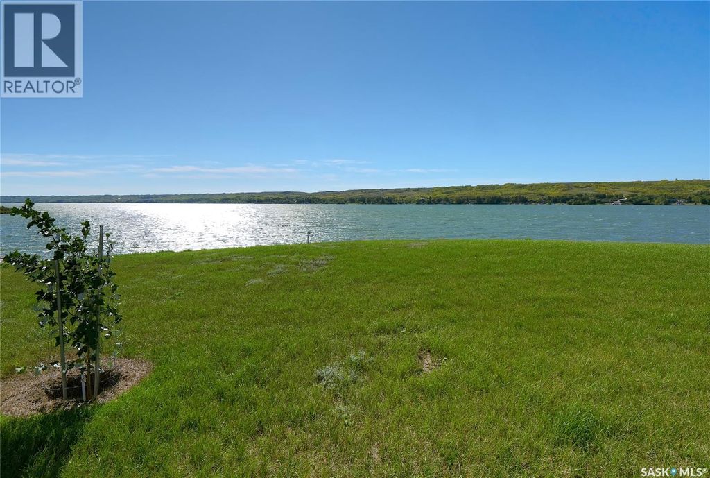 835 Daniel Drive, Buffalo Pound Lake