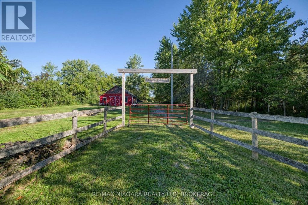 4728 Michener Road, Fort Erie (point Abino)