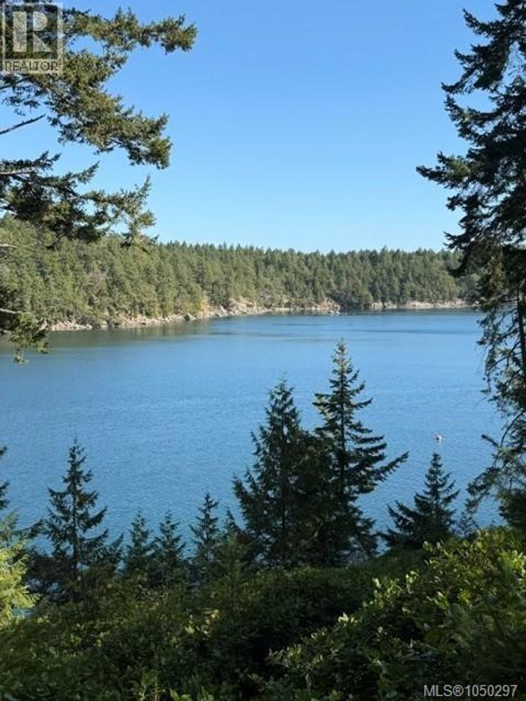 621 Bell Bay Rd, Mayne Island