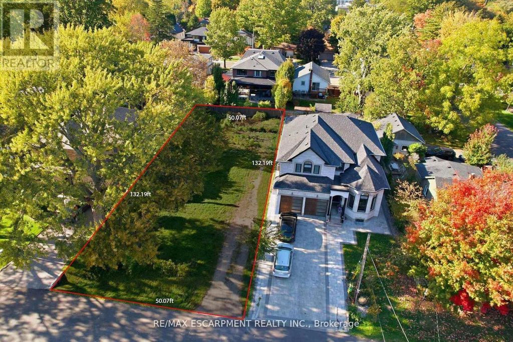 75 Troy Street, Mississauga (mineola)