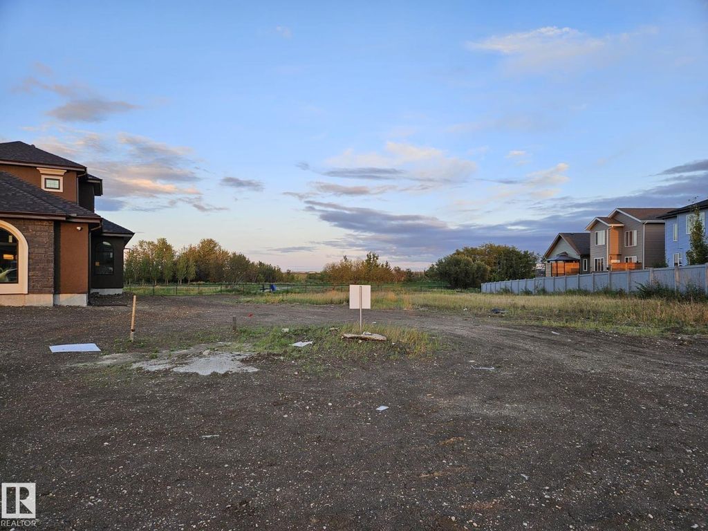 82 Greenfield Bn, Fort Saskatchewan