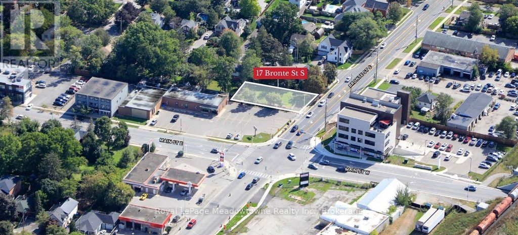17 Bronte Street S, Milton (om Old Milton)