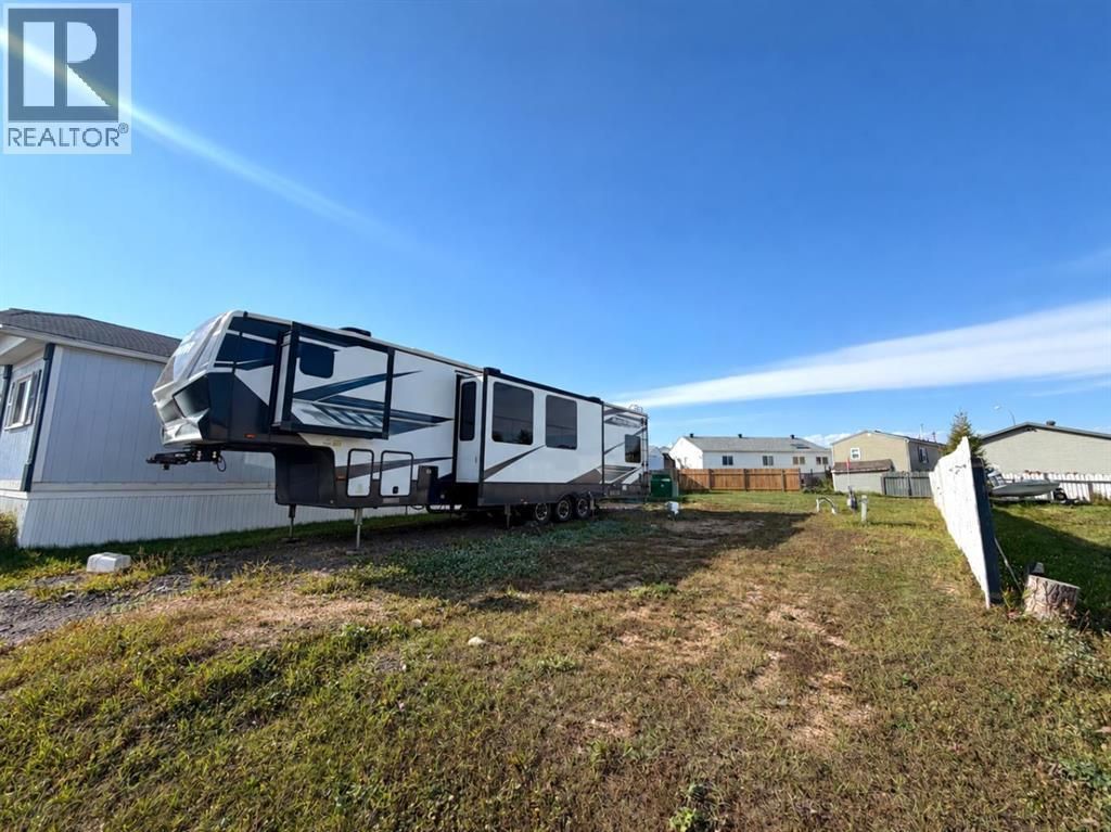 176 Greenwich Lane, Fort Mcmurray