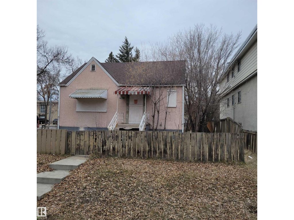 10802 112 St Nw, Edmonton