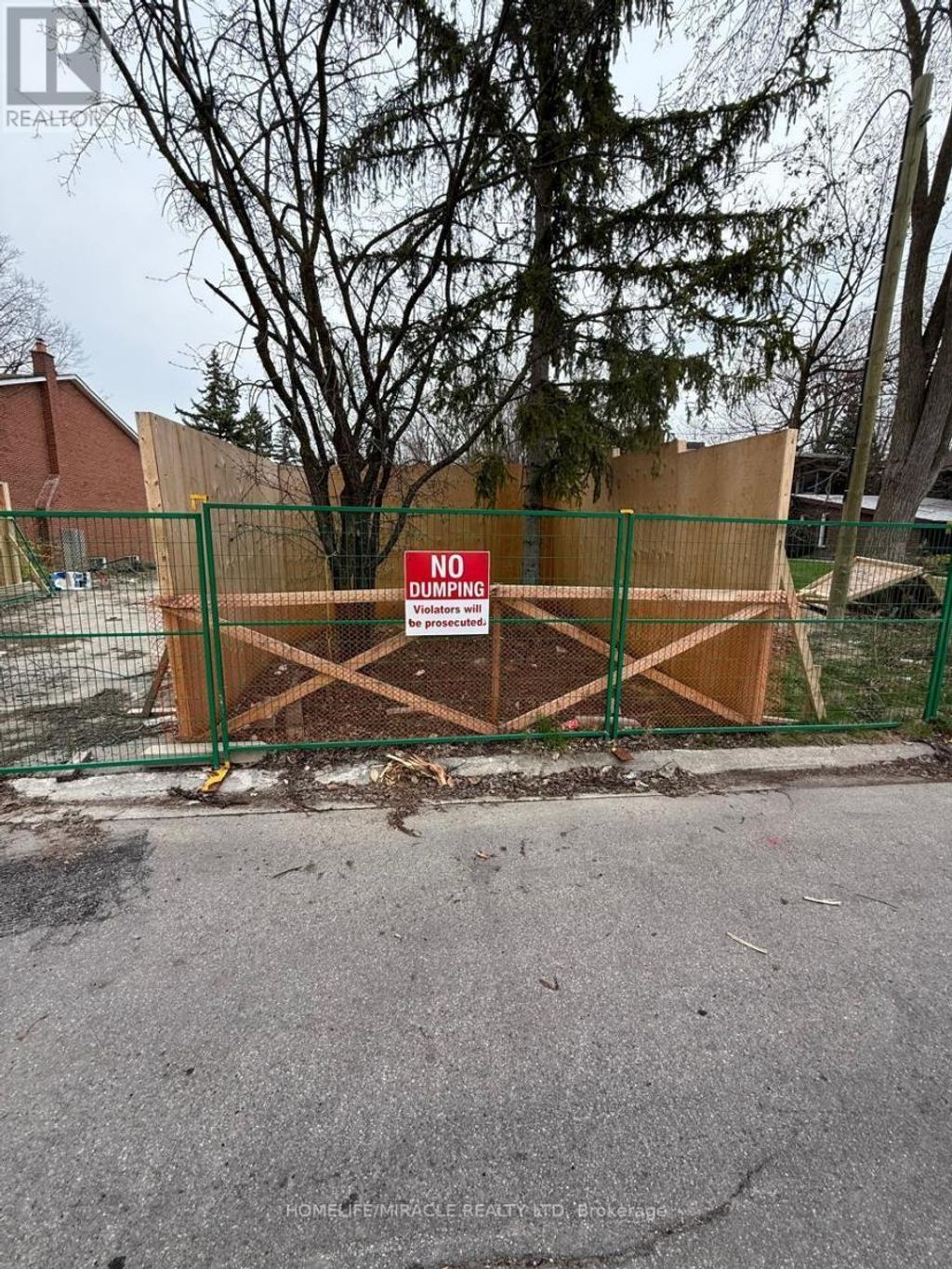 5 Mylesview Place, Toronto (lansing-Westgate)
