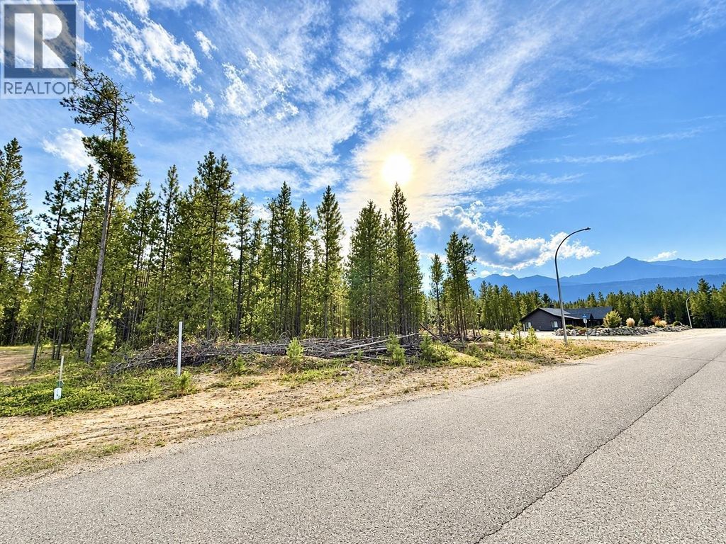 1255 18th Avenue, Valemount