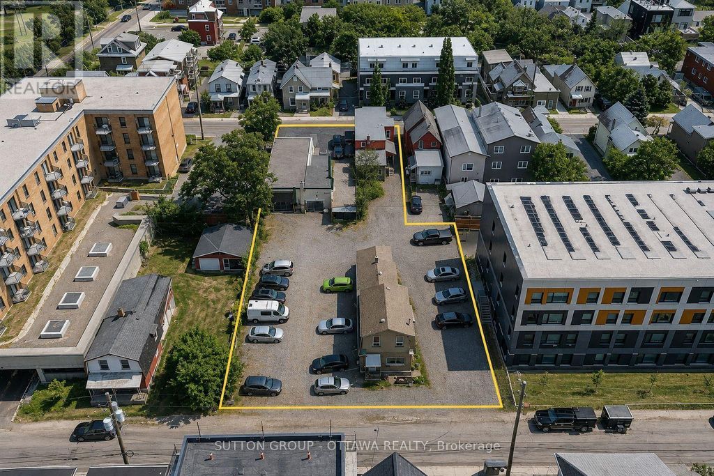 143 Forward & 140-144 Hinchey Avenue, Ottawa