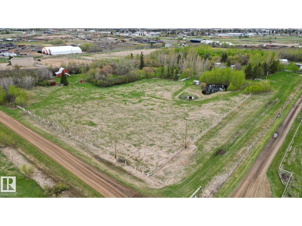 4736 47 St, Rural Beaver County