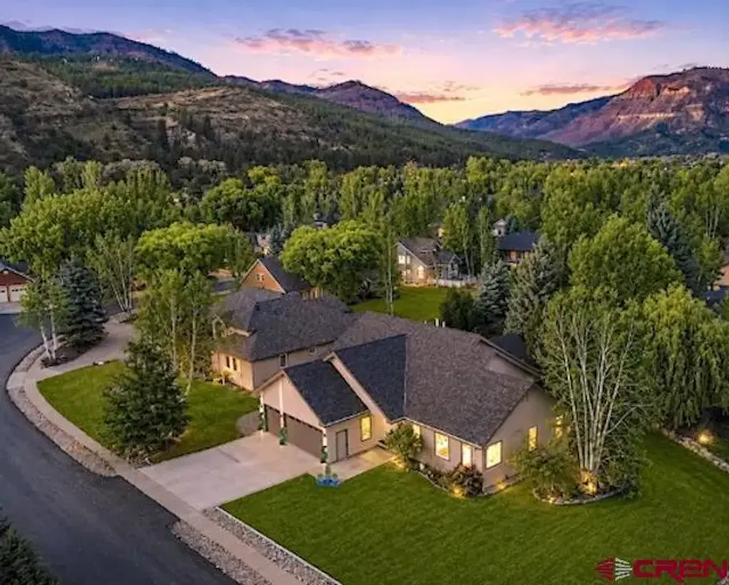 631 Horse Thief Lane, Durango