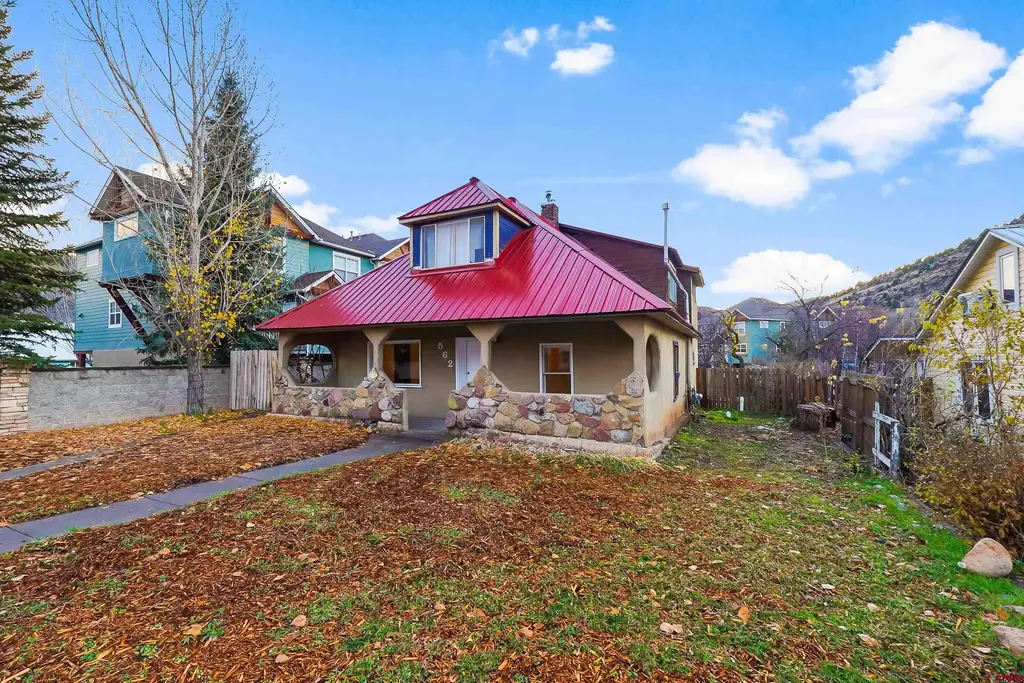 562 E 1st Street, Durango