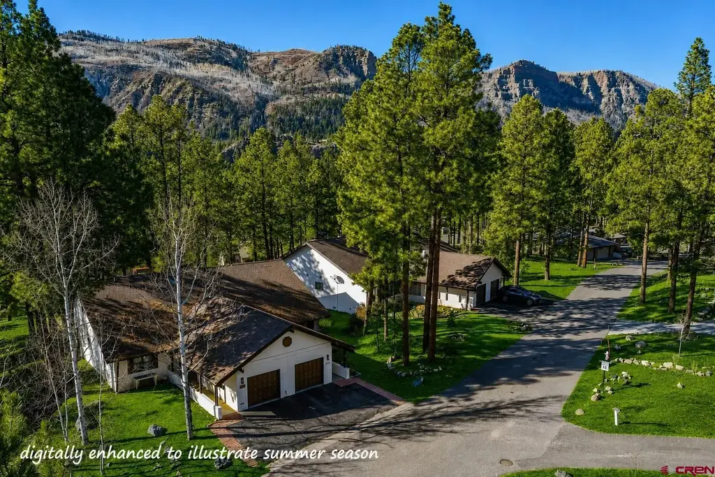 323 Hogan Circle, Durango