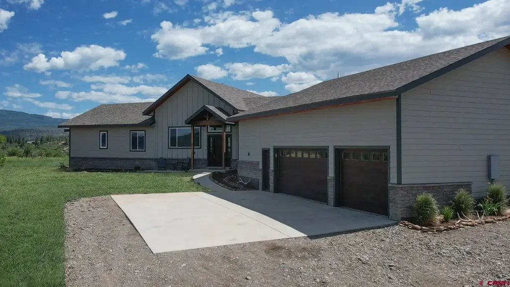 767 Henry's Lake Drive, Pagosa Springs