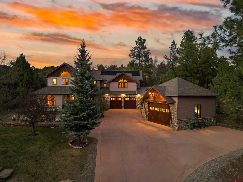 25 Perins Vista, Durango