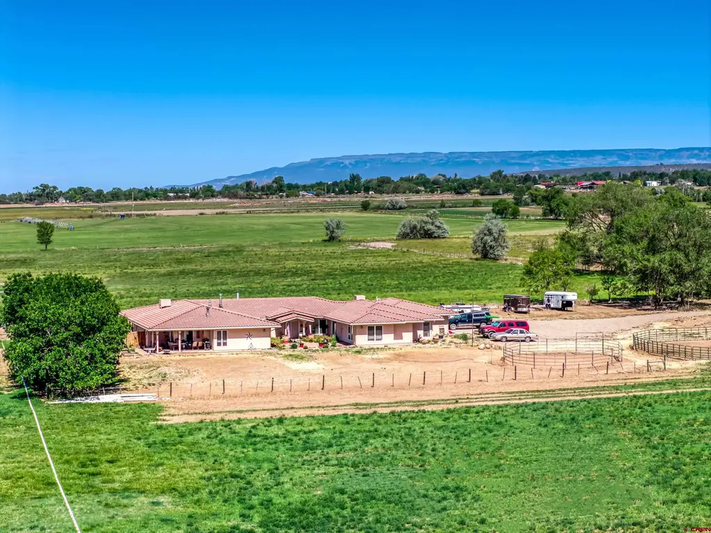 33059 J Road, Hotchkiss
