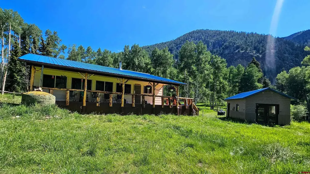 20970 Forest Service Road 250, Jasper