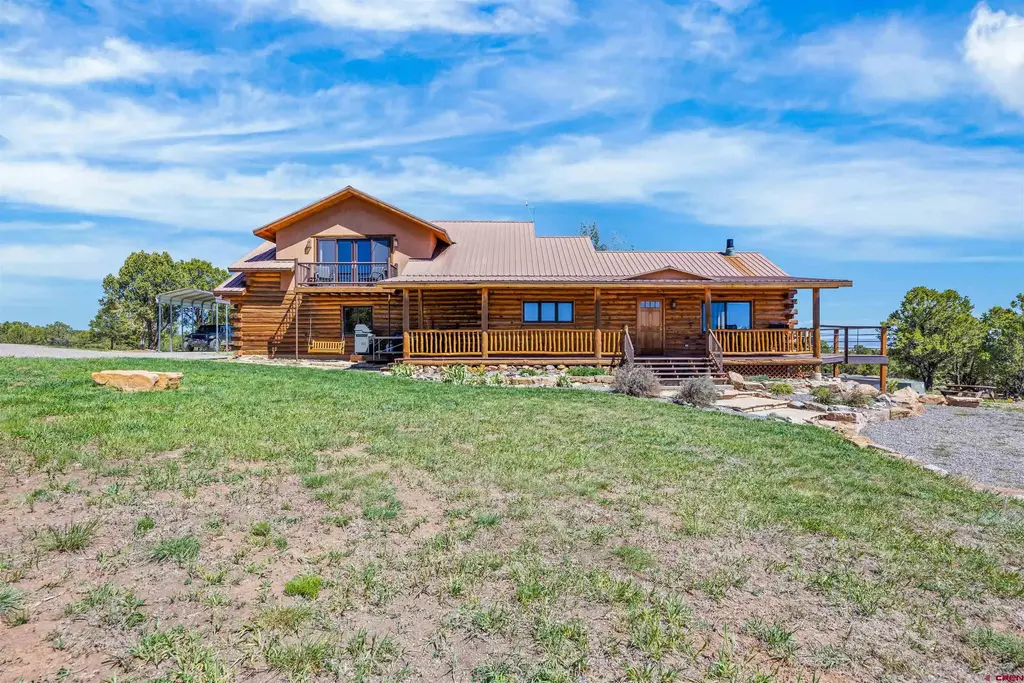 382 Sugar Bush Lane, Montrose
