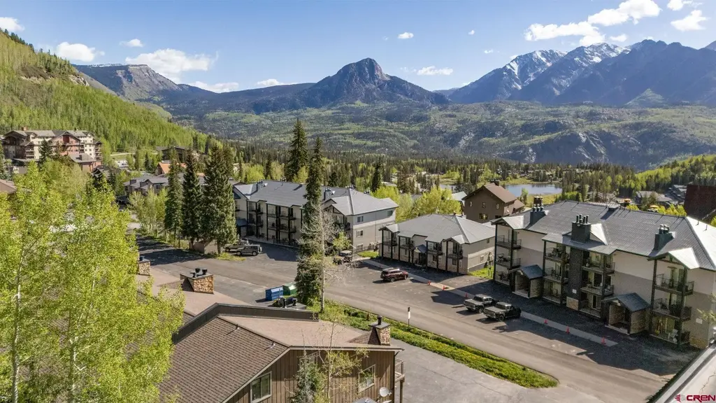 400 Sheol Street 10 & 11, Durango