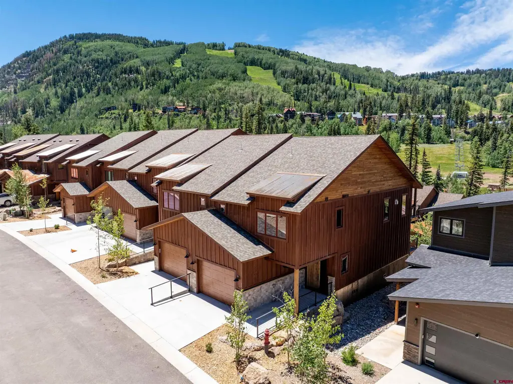 97 Travertine Trail, Durango