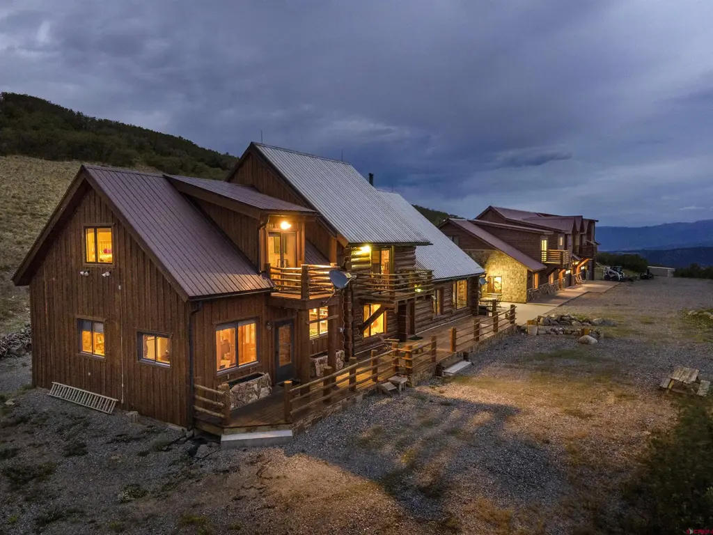 12665 62 Highway, Ridgway