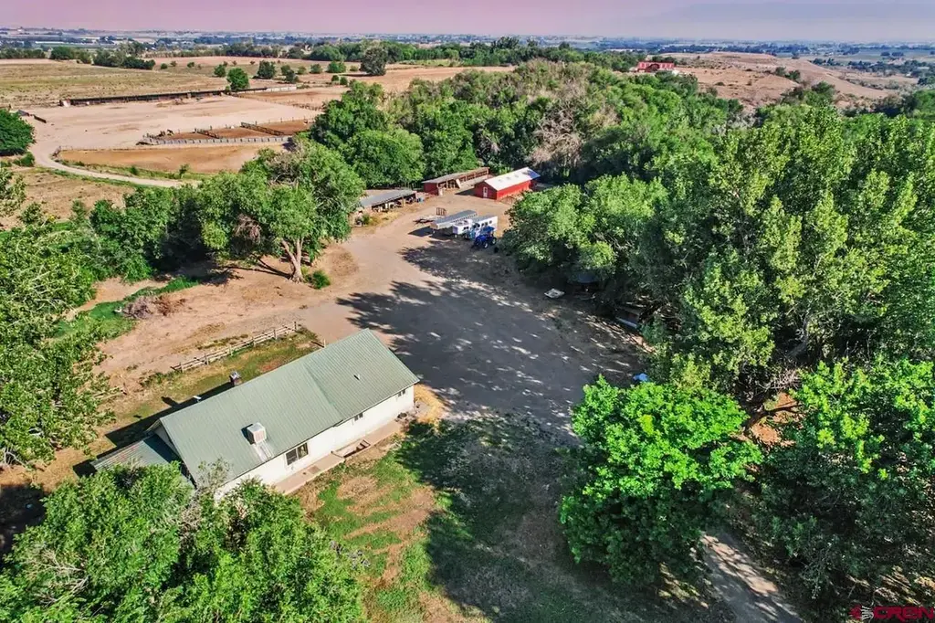 7531 High Mesa Road, Olathe