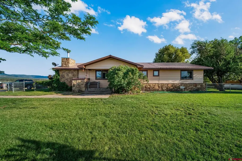 7351 County Road 523, Bayfield