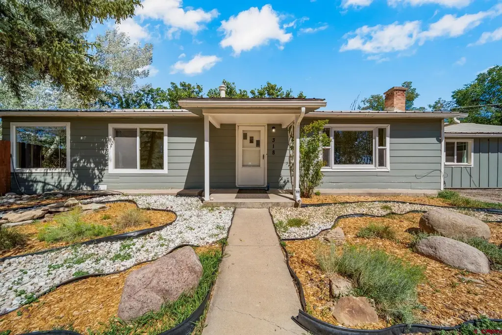 318 County Road 233, Durango