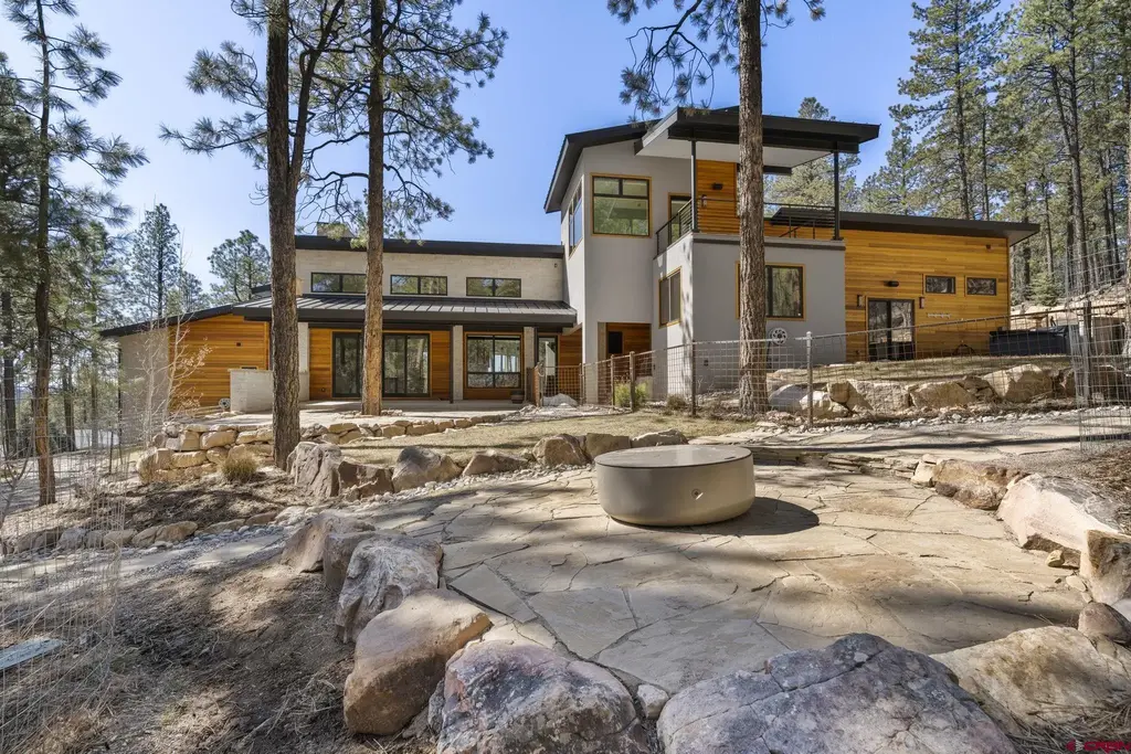 884 Edgemont Highlands Drive, Durango