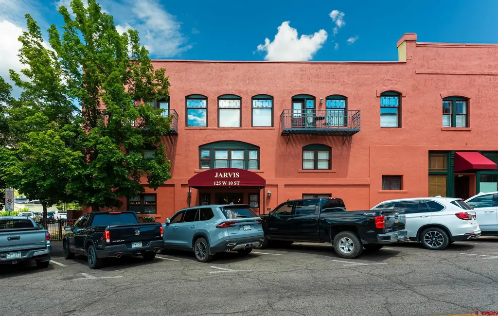 1001 Main Avenue 303, Durango