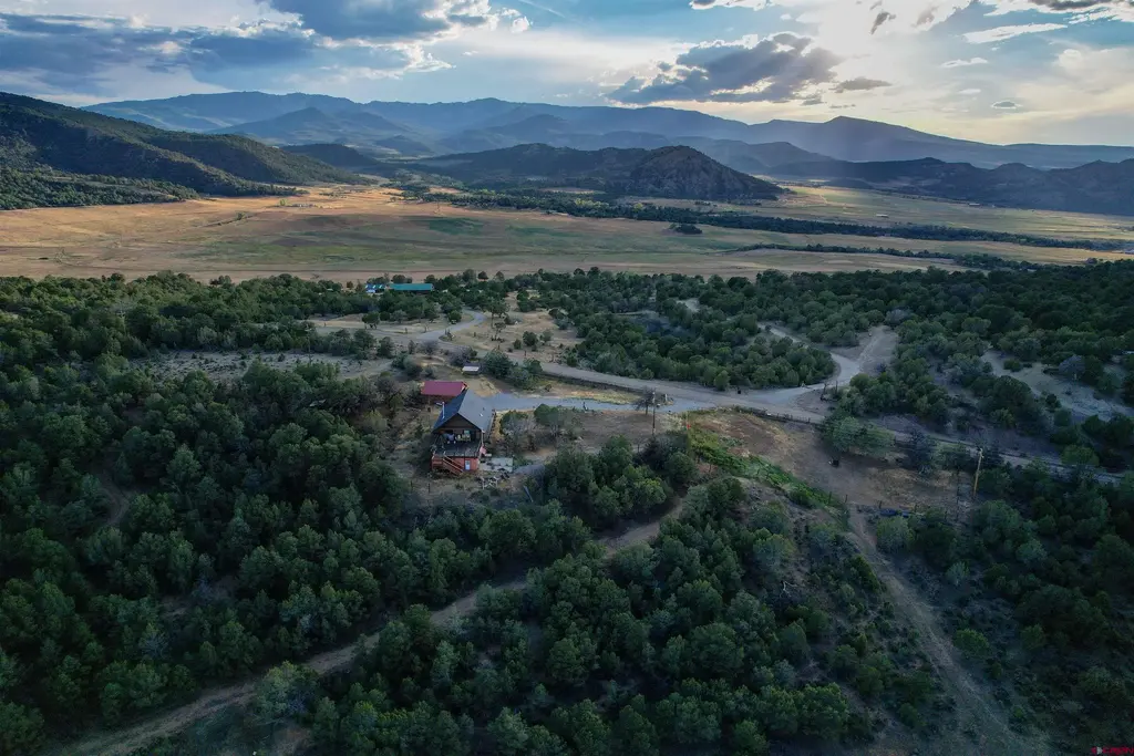 9224 County Road 331, Silt