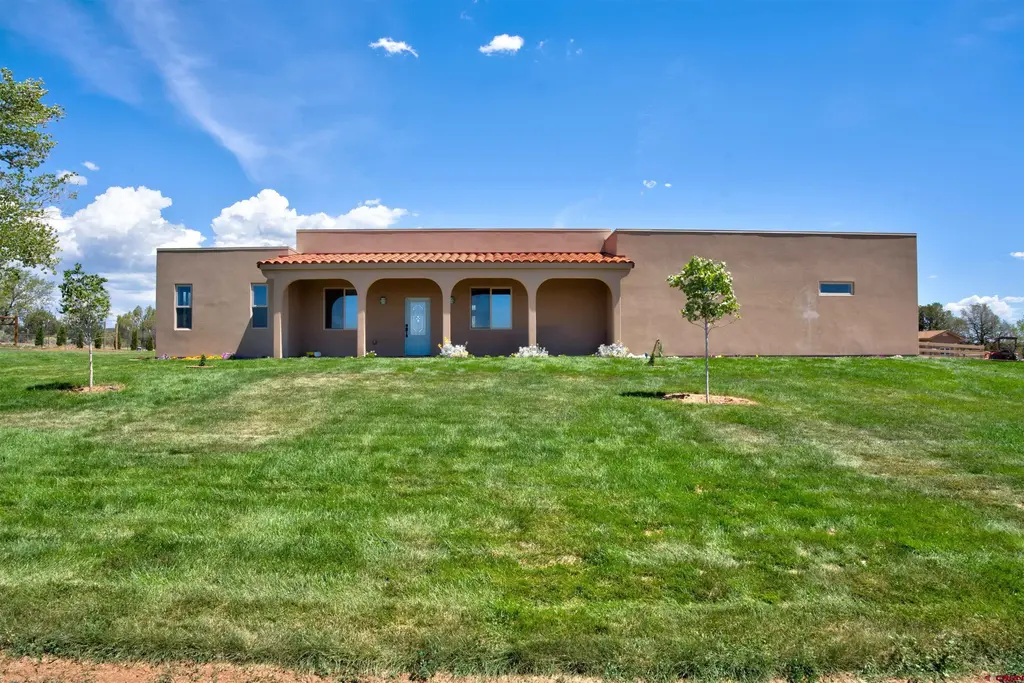 16056 Road 25, Dolores