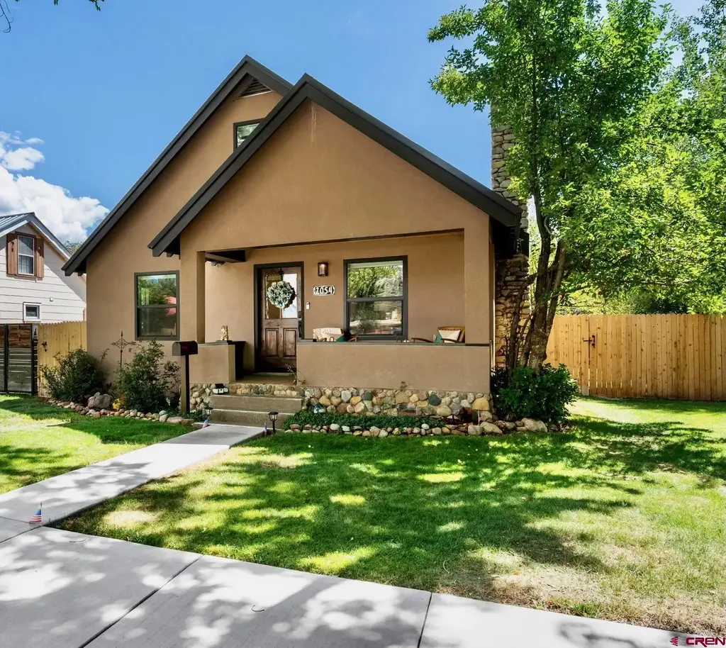 2054 E 2nd Avenue, Durango