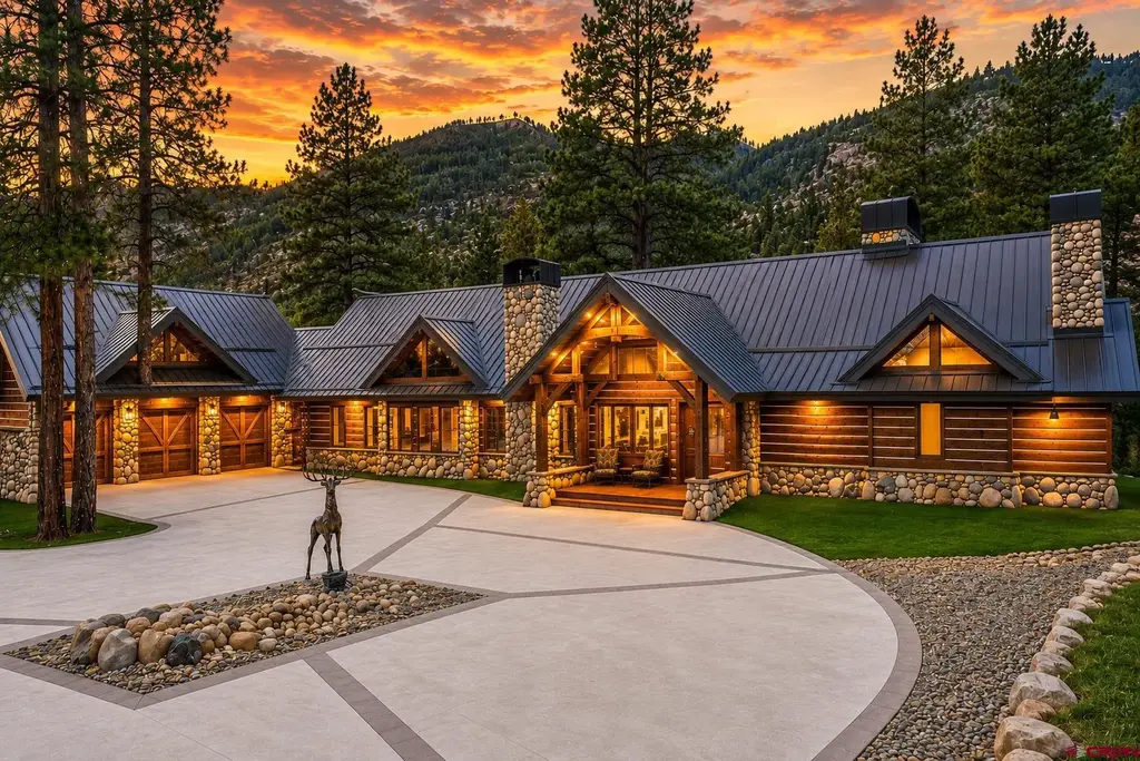 12849 County Road 250, Durango