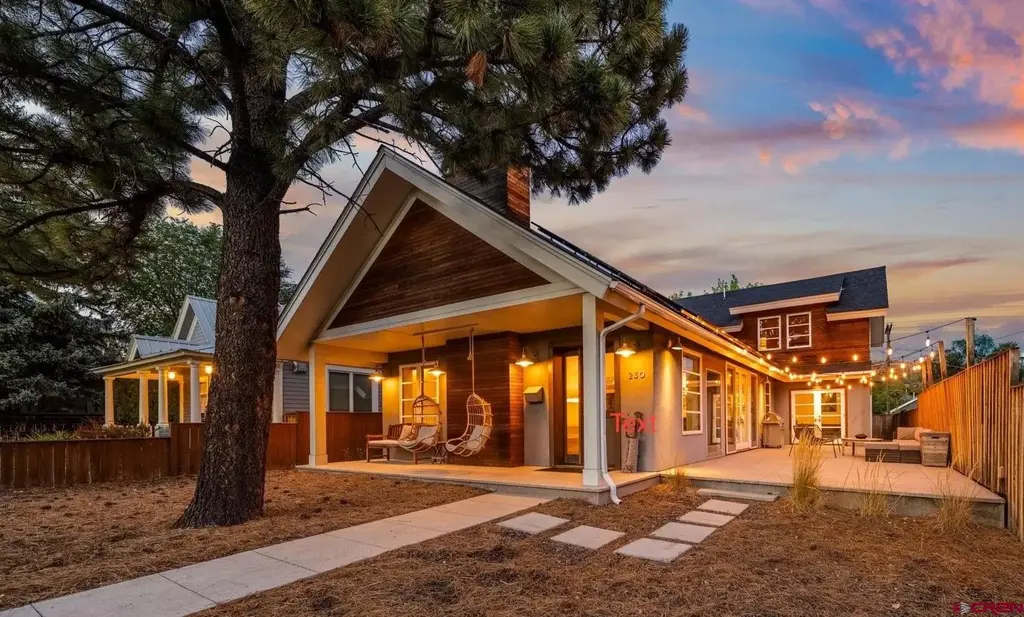 230 E 3rd Avenue, Durango
