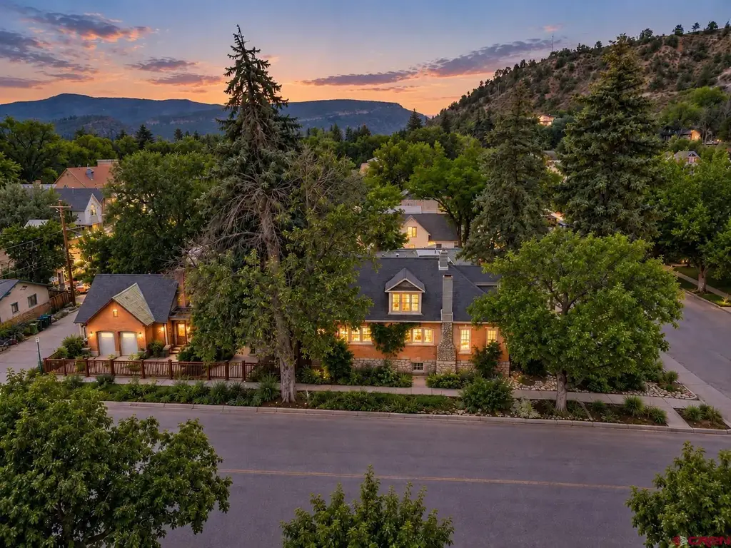 1001 E 4th Avenue, Durango