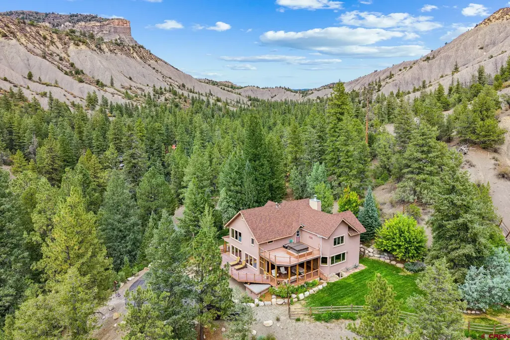 885 County Road 206, Durango
