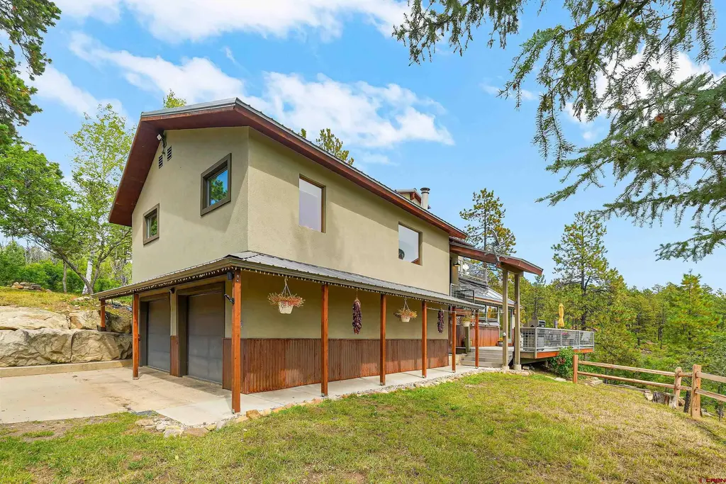 1135 Stagecoach, Durango