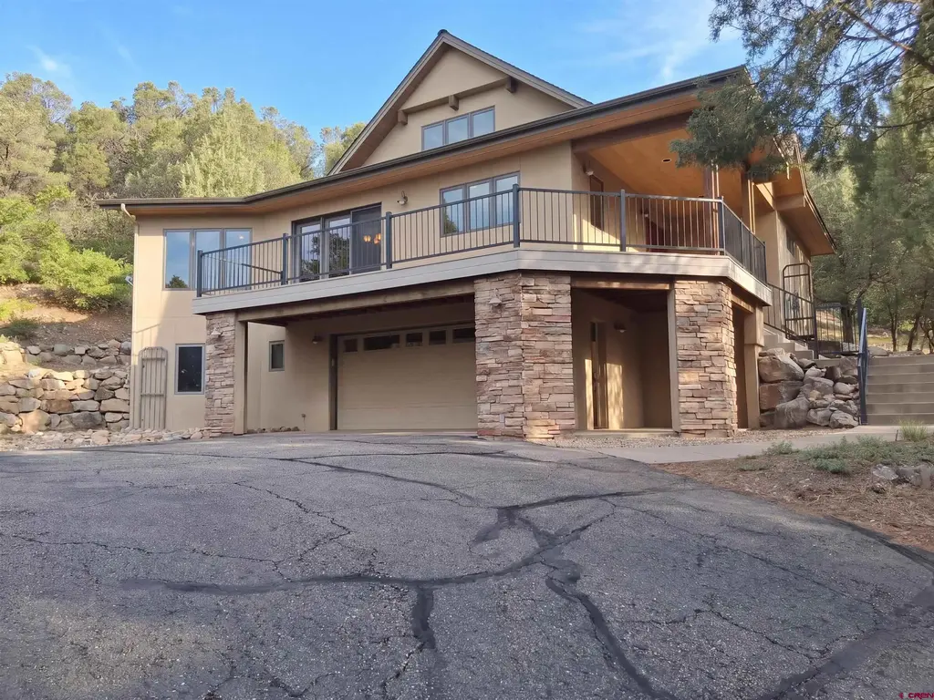 532 County Road 201, Durango
