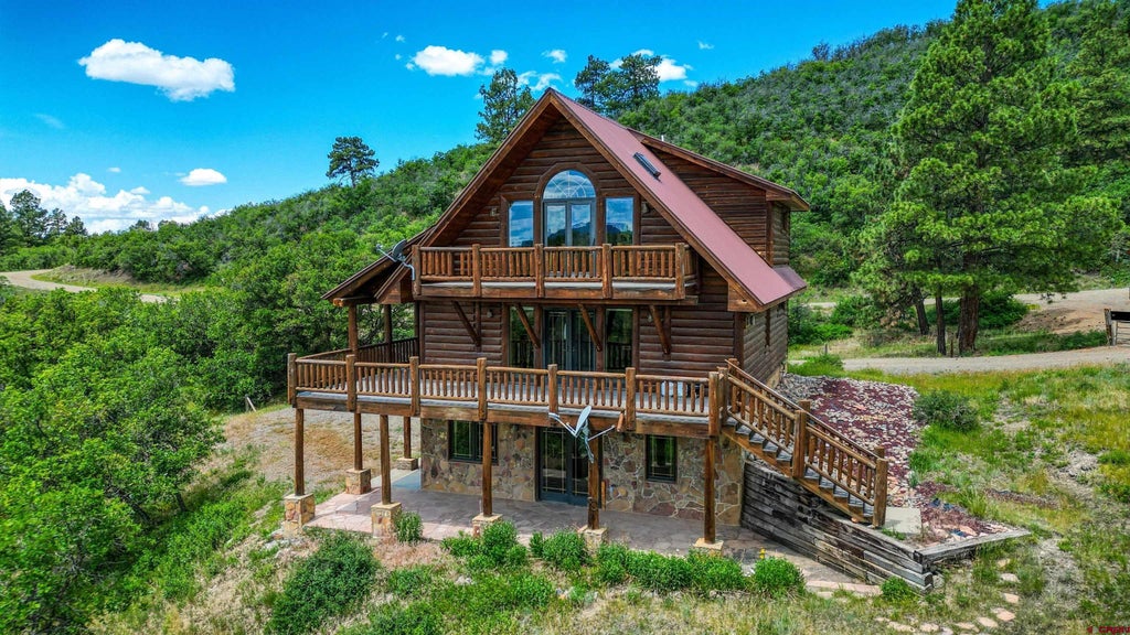 1001 Soaring Eagle Court, Chromo