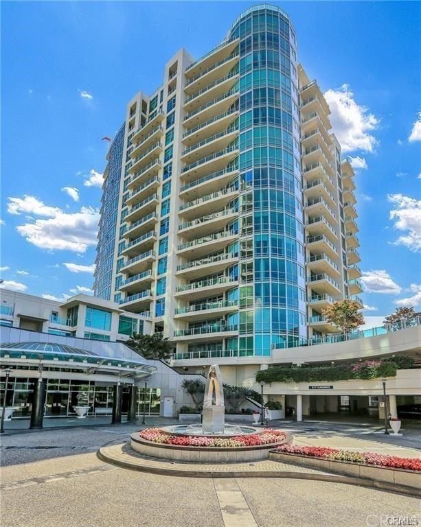 Irvine HighRise Condos & Townhomes For Sale Orange County Lofts For Sale