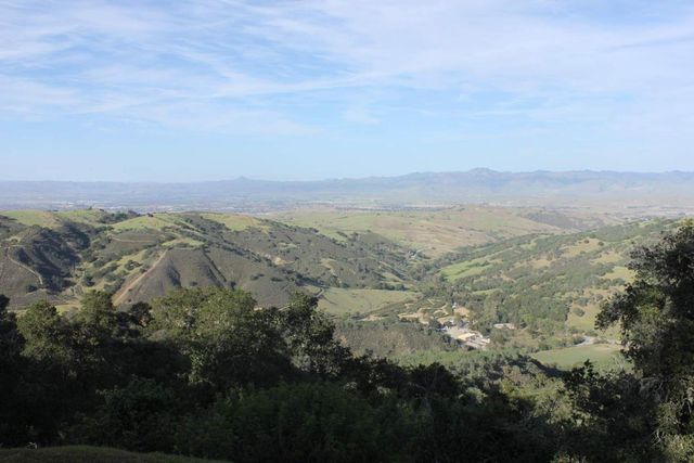 7600 Cienega Road, Hollister