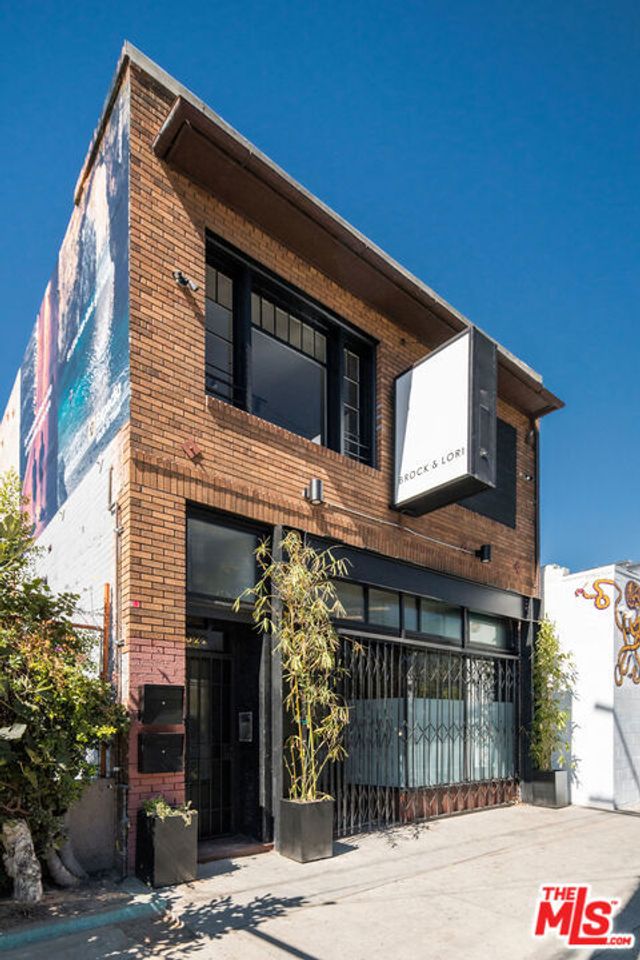 3022 W Sunset Blvd, Los Angeles