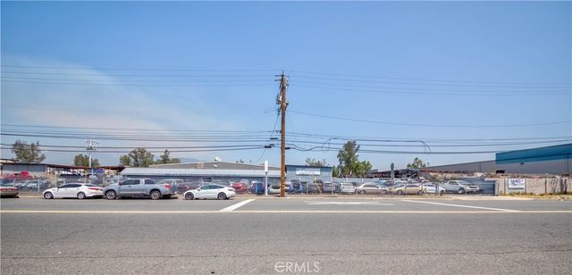 15682 Arrow Boulevard, Fontana