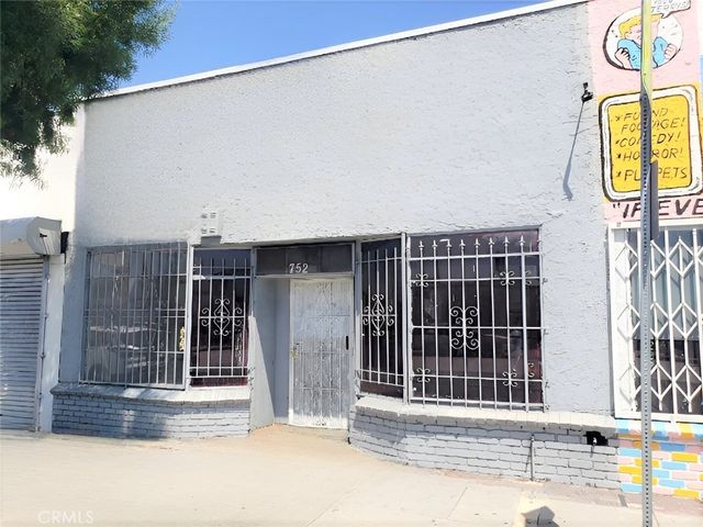 752 S Atlantic Boulevard, East Los Angeles