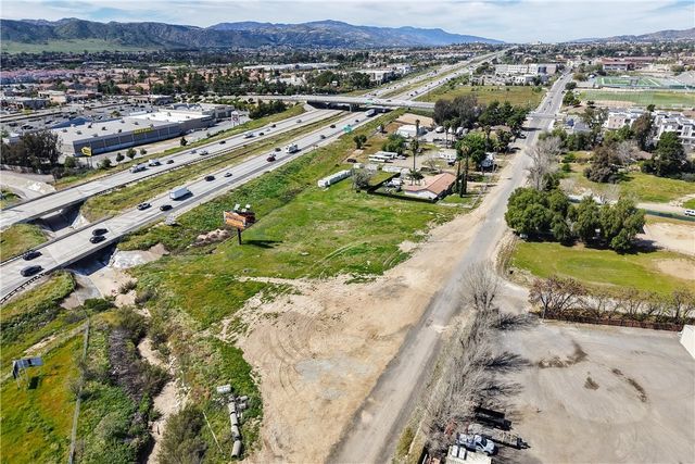 25189 Monroe Avenue, Murrieta