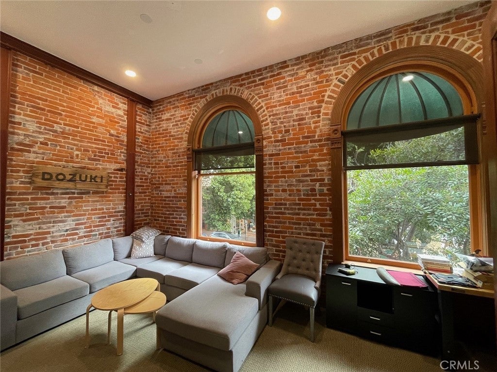 Photo of Listing #SC24013171