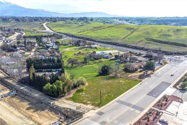 12915 14th Street, Yucaipa