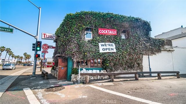 16321 Pacific Coast Highway, Sunset Beach
