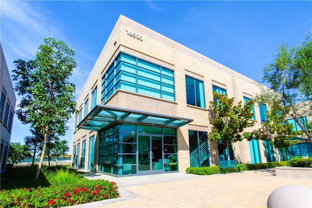 Photo of Listing #OC24043839