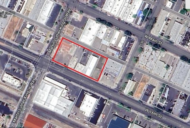 1616 Martin Luther King Jr Way, Merced