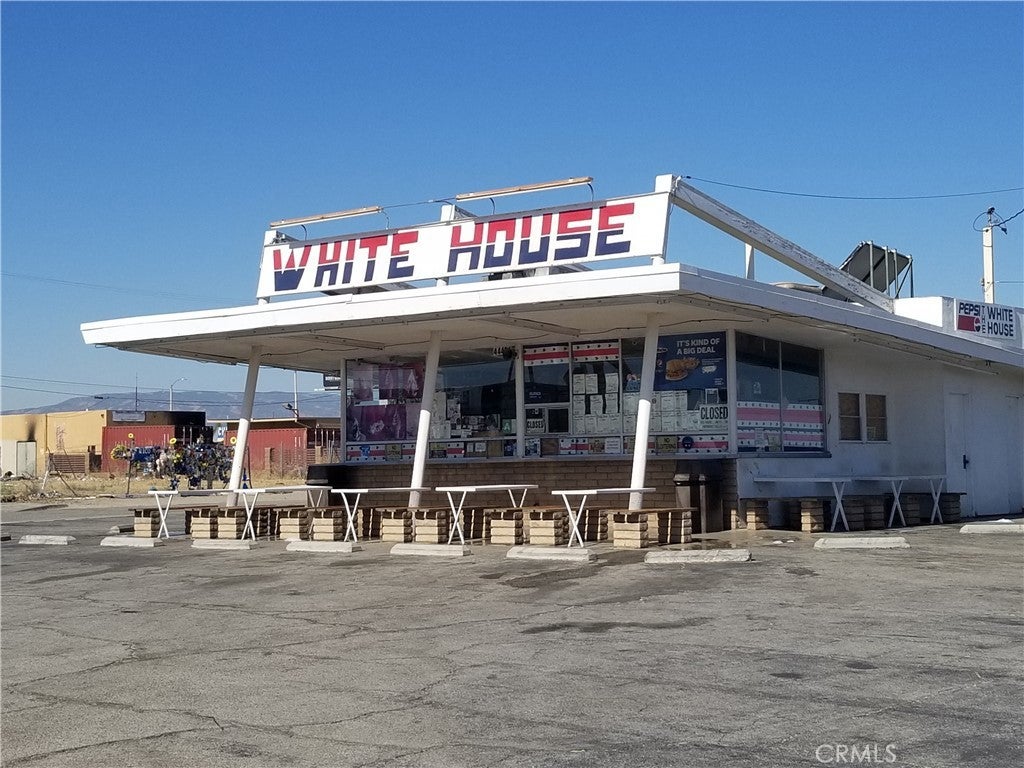 44431 Division Street, Lancaster